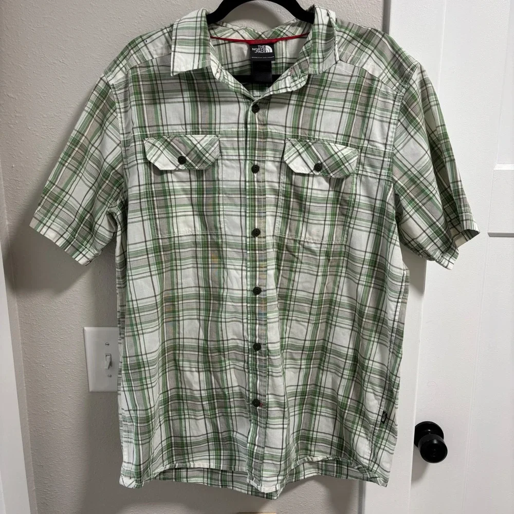 Men's The North Face TNF Green Plaid Button Up Polo shirt *minor flaws*‎ Large